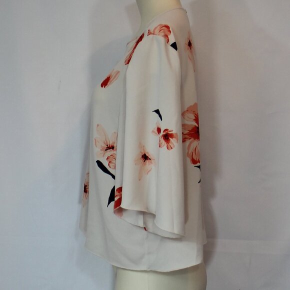 Aritzia Wilfred Cambria Floral cropped cream 3/4 sleeve  Blouse size Large - Picture 3 of 7